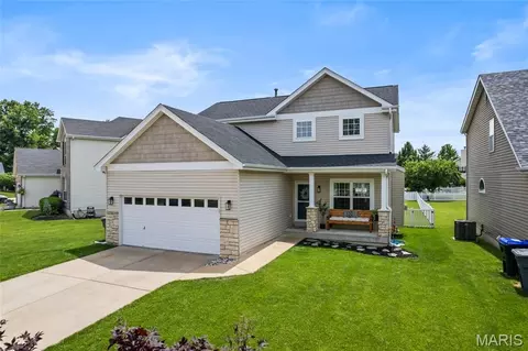 992 Tilestone Dr, O'fallon, MO 63366