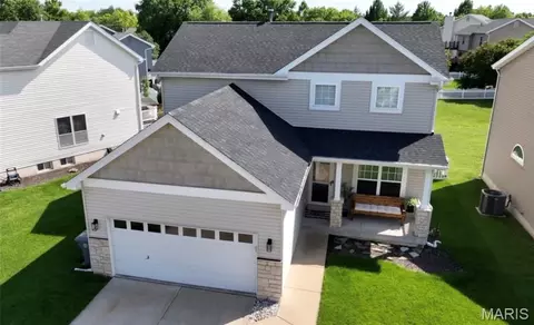 992 Tilestone Dr, O'fallon, MO 63366