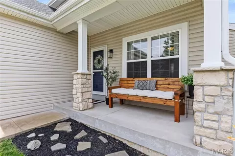 Exterior - 992 Tilestone Dr, O'fallon, MO 63366 photo 2 of 7