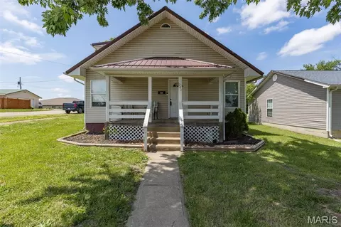 201 N Grant St, Desloge, MO 63601