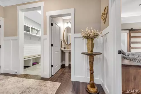 Entry Way - 339 Lohman Holw, Warrenton, MO 63383 photo 4 of 9