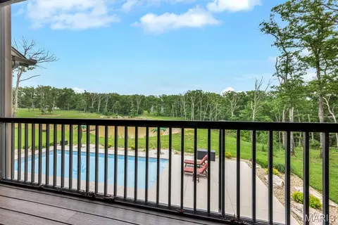 Exterior - 339 Lohman Holw, Warrenton, MO 63383 photo 7 of 17