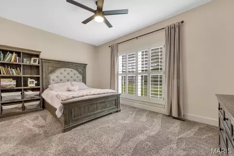 Bedroom - 339 Lohman Holw, Warrenton, MO 63383 photo 5 of 13