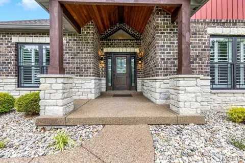 Exterior - 339 Lohman Holw, Warrenton, MO 63383 photo 4 of 17