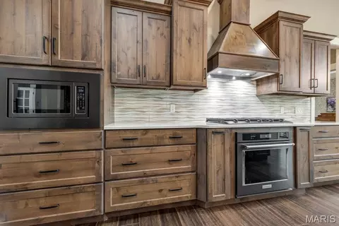 Kitchen - 339 Lohman Holw, Warrenton, MO 63383 photo 3 of 6