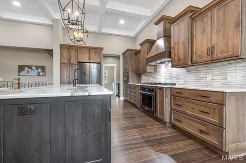 Kitchen - 339 Lohman Holw, Warrenton, MO 63383 photo 5 of 6