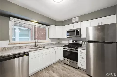Kitchen - 3236 S Compton Ave, Saint Louis, MO 63118 photo 3 of 5