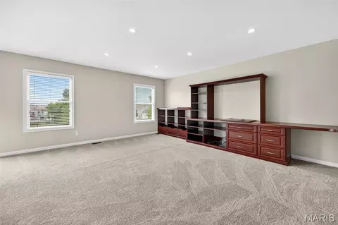 Living - 1306 Avondale Spring Dr, O'fallon, MO 63368 photo 9 of 18