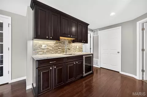 Kitchen - 1306 Avondale Spring Dr, O'fallon, MO 63368 photo 4 of 4