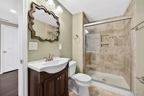 Bath - 1306 Avondale Spring Dr, O'fallon, MO 63368 photo 5 of 5