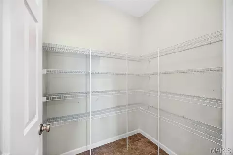 Entry Way - 1306 Avondale Spring Dr, O'fallon, MO 63368 photo 3 of 7