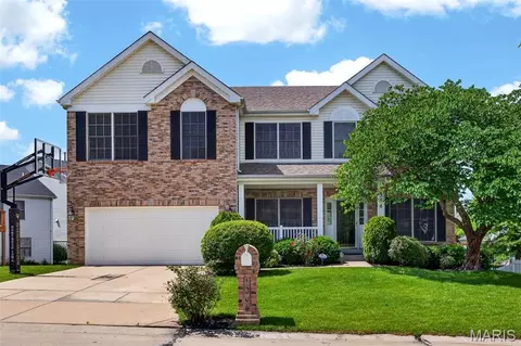 Exterior - 1306 Avondale Spring Dr, O'fallon, MO 63368 photo 7 of 13
