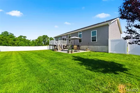 Exterior - 206 Rivermist Ct, O'fallon, MO 63366 photo 6 of 10