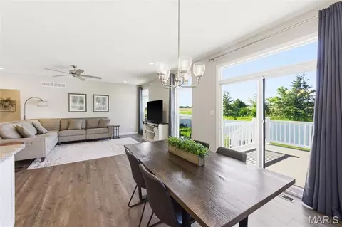 Dining - 206 Rivermist Ct, O'fallon, MO 63366 photo 2 of 2