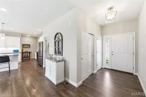 Entry Way - 206 Rivermist Ct, O'fallon, MO 63366 photo 1 of 1