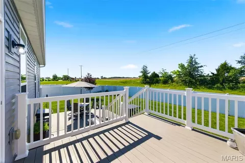 Exterior - 206 Rivermist Ct, O'fallon, MO 63366 photo 2 of 10