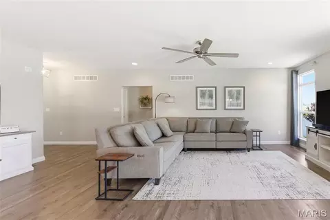 Other - 206 Rivermist Ct, O'fallon, MO 63366 photo 4 of 10