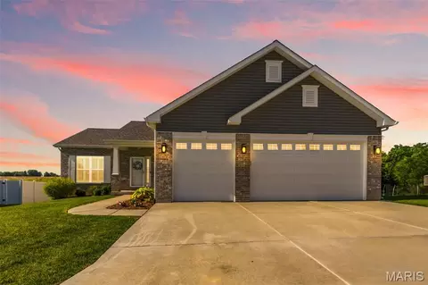 206 Rivermist Ct, O'fallon, MO 63366
