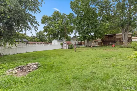 Exterior - 3 Petersburg Ct, Arnold, MO 63010 photo 2 of 2