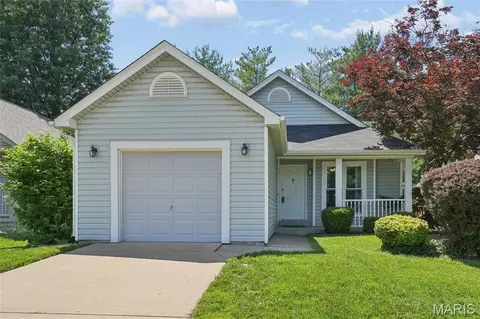 1121 Wild Plum Dr, St Peters, MO 63303