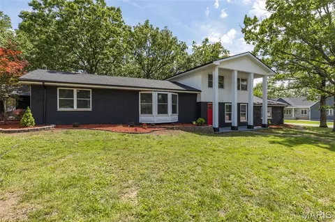 1514 E Mont Carmel St, Bonne Terre, MO 63628