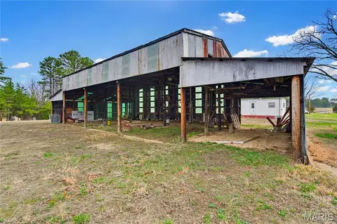 Exterior - 60863 Highway 21, Ellington, MO 63638 photo 4 of 10