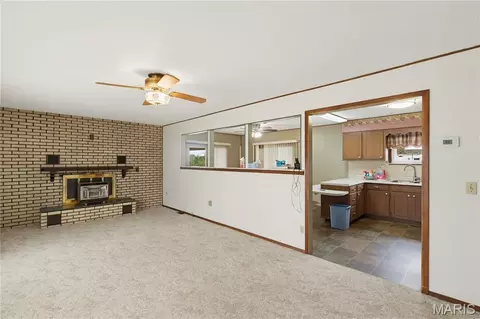 Living - 60863 Highway 21, Ellington, MO 63638 photo 2 of 3