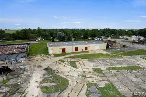 Other - 110 N Main St, Gideon, MO 63848 photo 2 of 31