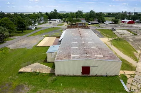 Other - 110 N Main St, Gideon, MO 63848 photo 5 of 31