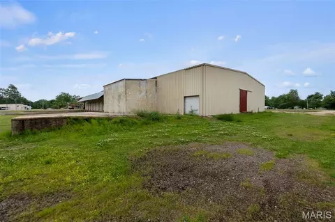 Other - 110 N Main St, Gideon, MO 63848 photo 29 of 31