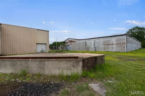 Other - 110 N Main St, Gideon, MO 63848 photo 25 of 31