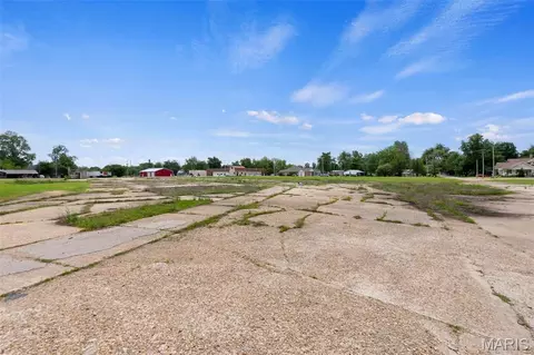 Other - 110 N Main St, Gideon, MO 63848 photo 22 of 31