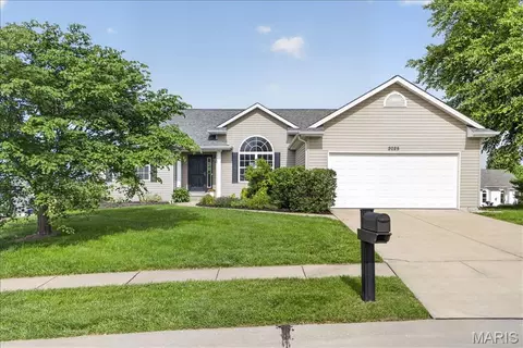 2025 Dardenne Valley Dr, O'fallon, MO 63368