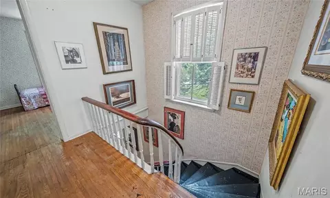 Entry Way - 618 Salem Ave, Rolla, MO 65401 photo 2 of 4