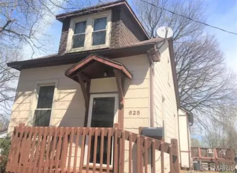 625 W Adams St, Belleville, IL 62220