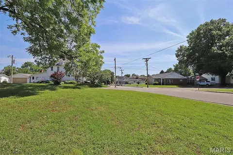 Exterior - 212 Morgan St, Jackson, MO 63755 photo 14 of 26