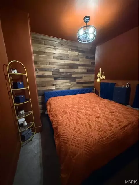 Bedroom - 701 N 7th St, Canton, MO 63435 photo 4 of 9
