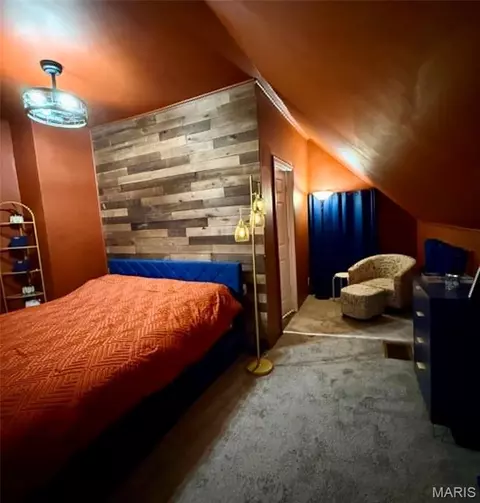 Bedroom - 701 N 7th St, Canton, MO 63435 photo 5 of 9