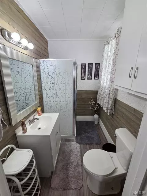 Bath - 701 N 7th St, Canton, MO 63435 photo 1 of 4