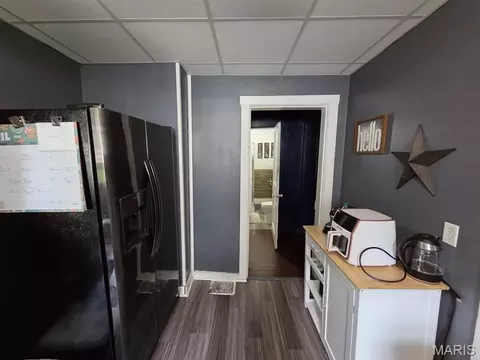 Entry Way - 701 N 7th St, Canton, MO 63435 photo 1 of 2