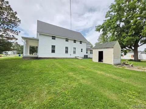 Exterior - 701 N 7th St, Canton, MO 63435 photo 10 of 10