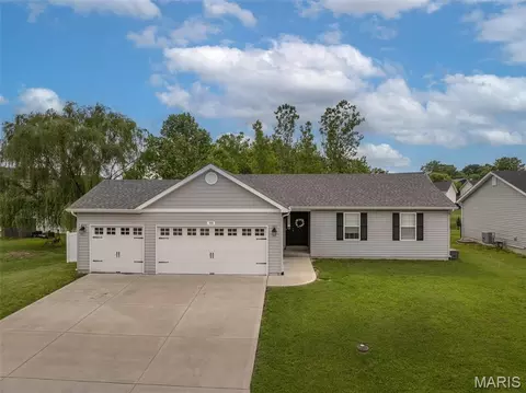 111 Plymouth Dr, Wright City, MO 63390
