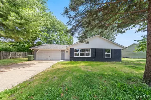 108 Fox Creek Rd, Rolla, MO 65401