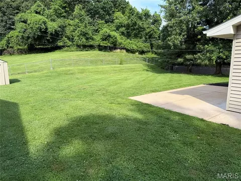 704 La Marite Dr, Manchester, MO 63021 photo 3