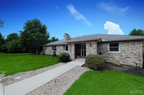 6320 Sworm Ln, Edwardsville, IL 62025
