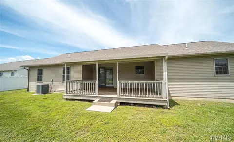 Exterior - 1232 Britt Ln, Rolla, MO 65401 photo 4 of 7