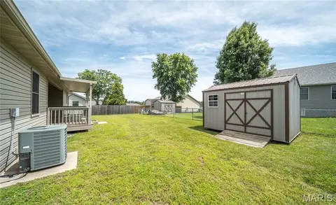 Exterior - 1232 Britt Ln, Rolla, MO 65401 photo 5 of 7