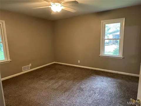 Bedroom - 943 Shady Ln, Jackson, MO 63755 photo 1 of 3