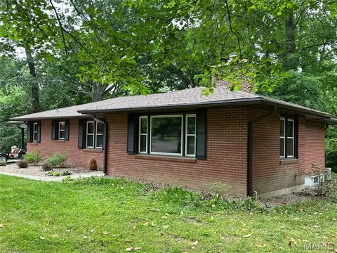 Exterior - 943 Shady Ln, Jackson, MO 63755 photo 3 of 4