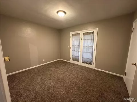 Bedroom - 943 Shady Ln, Jackson, MO 63755 photo 3 of 3
